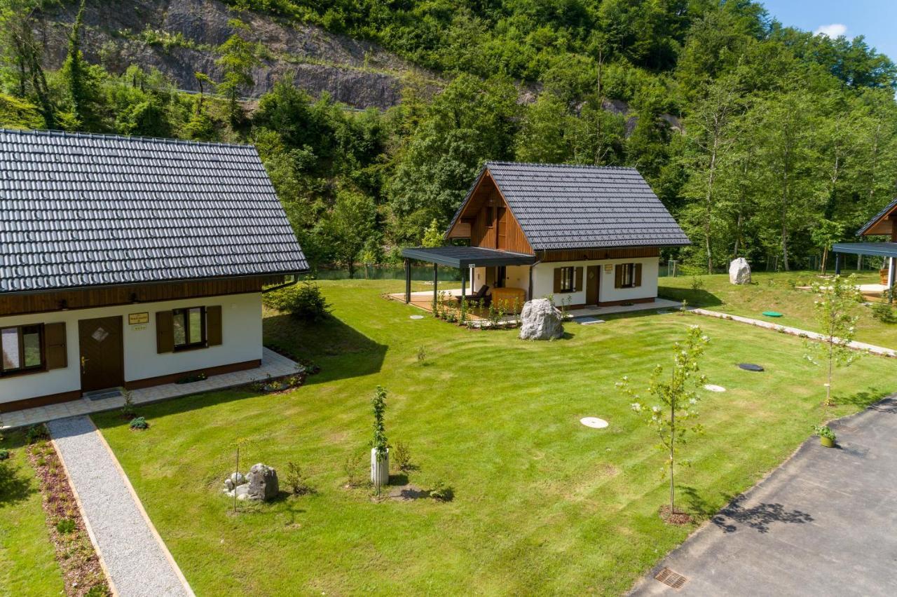 Resort Stari Malni, Osilnica - Vacation Houses Stari Malni Kültér fotó